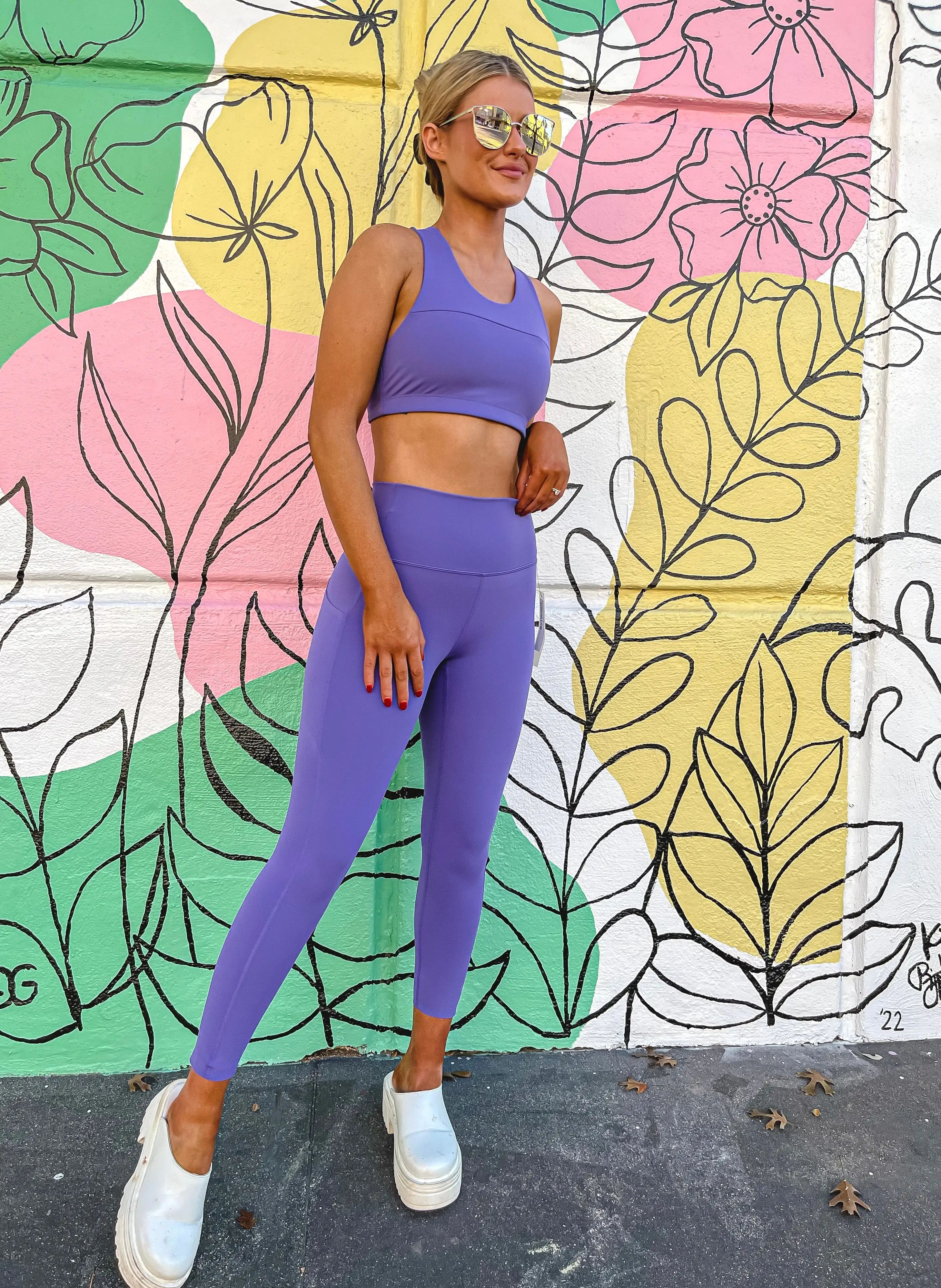 Essential Foldover Highwaist Leggings - Pale Purple