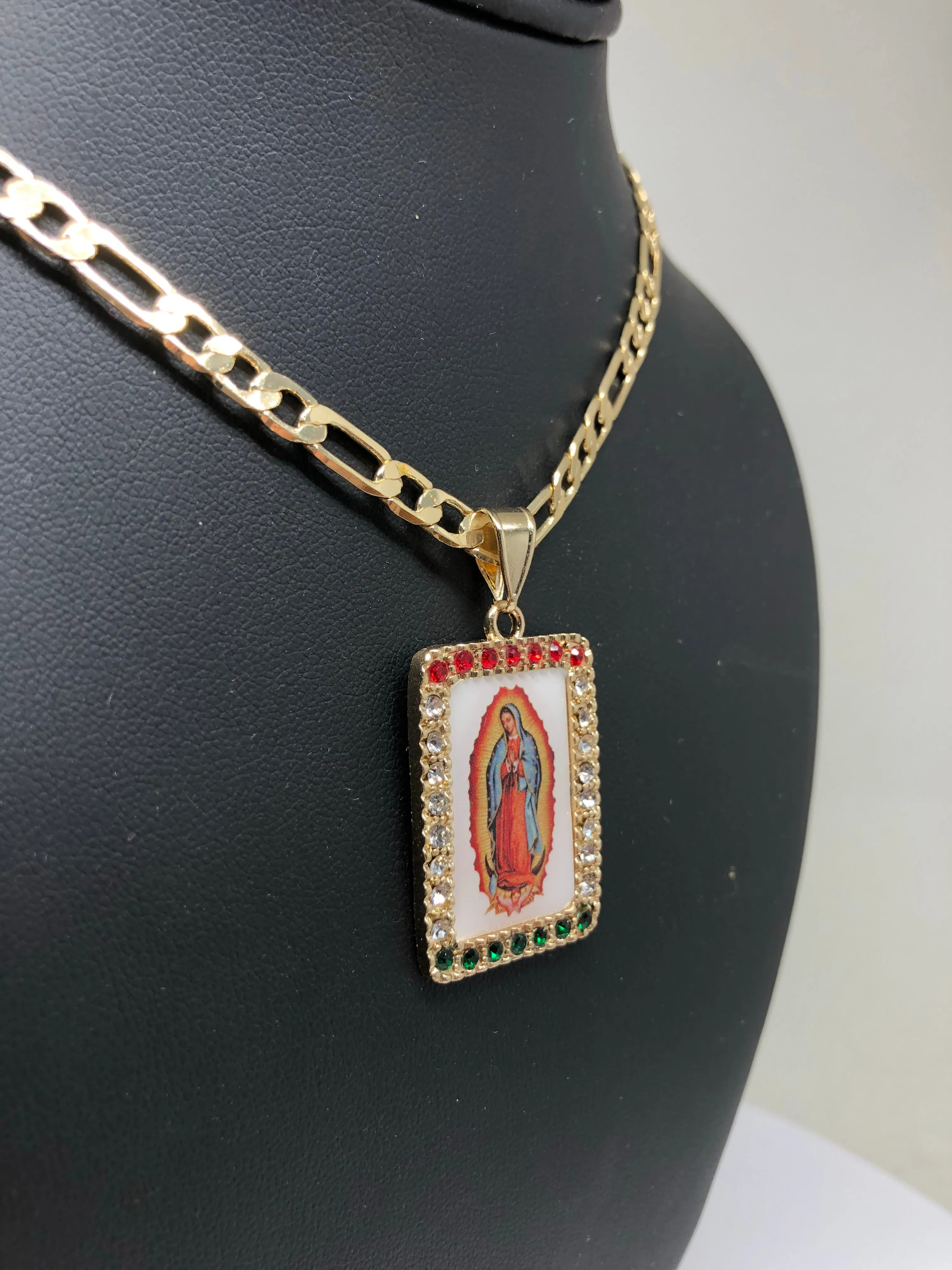 Gold Plated Virgin Mary Pendant Necklace Figaro 26 Virgen de Guadalupe Medalla Oro Laminado