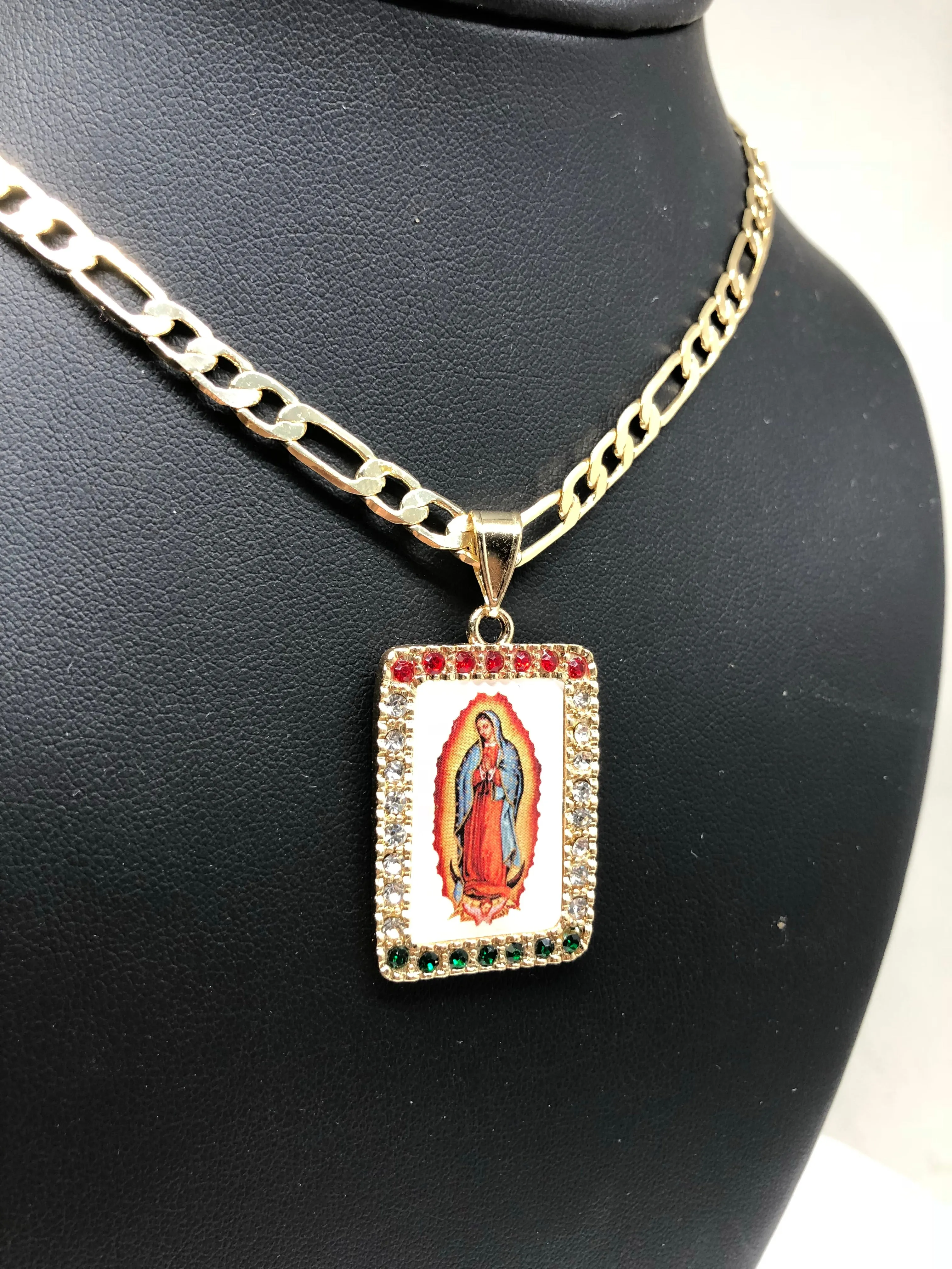 Gold Plated Virgin Mary Pendant Necklace Figaro 26 Virgen de Guadalupe Medalla Oro Laminado