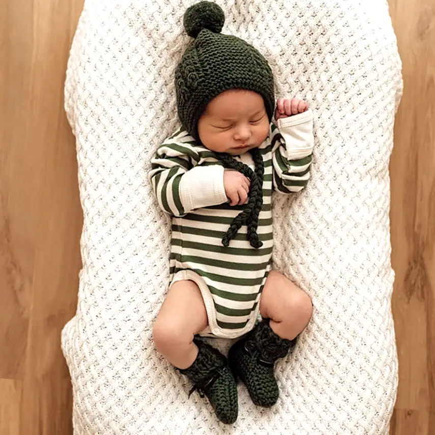 Snuggle Hunny Merino Wool Bonnet & Booties - Olive